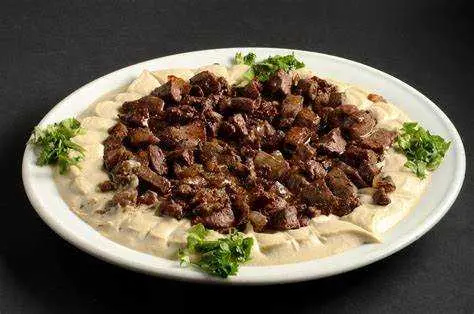 Hummus with liver