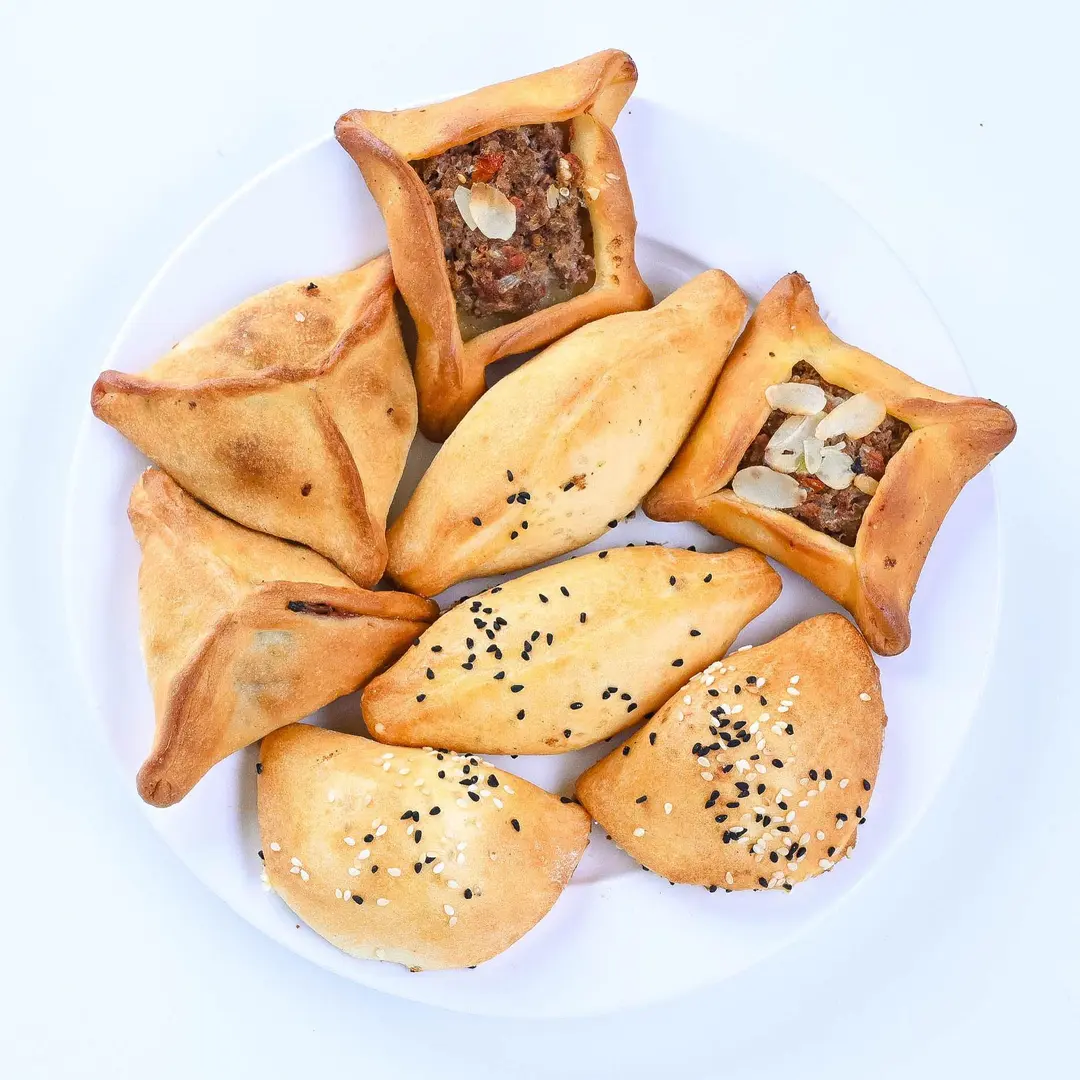 Mix Pastry (Plate) (Dozen)