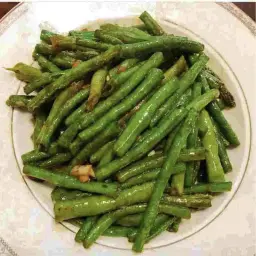 فاصوليا خضراء مقلية