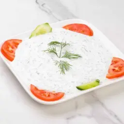 خيار مع الزبادي