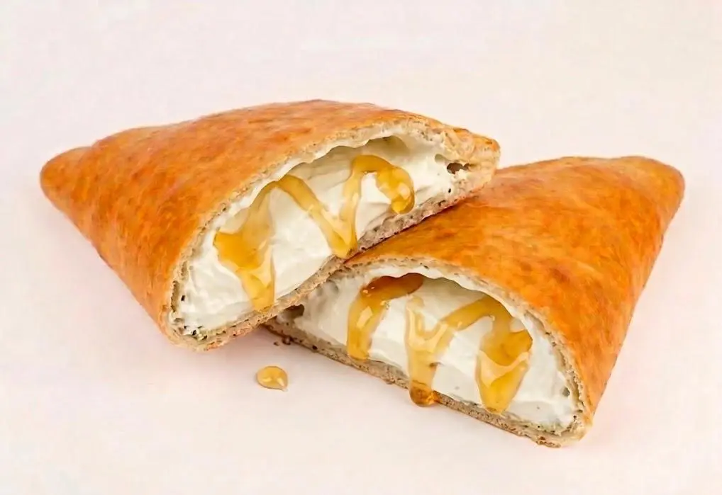 Labneh pie with honey