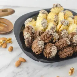 Mixed Petit Four