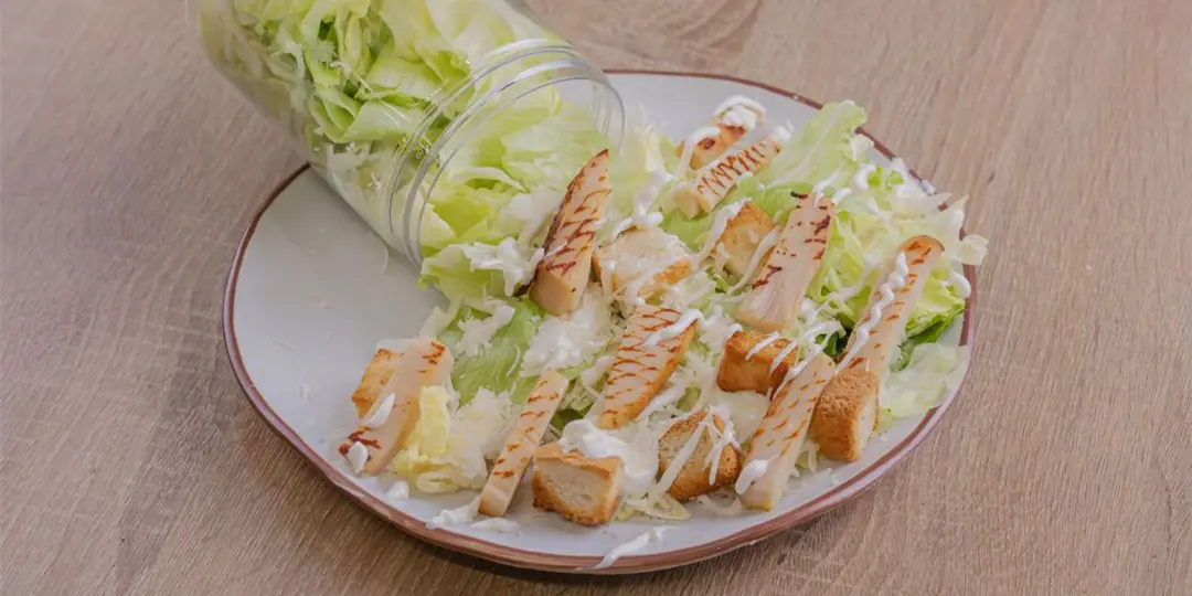 CHICKEN CAESAR SALAD