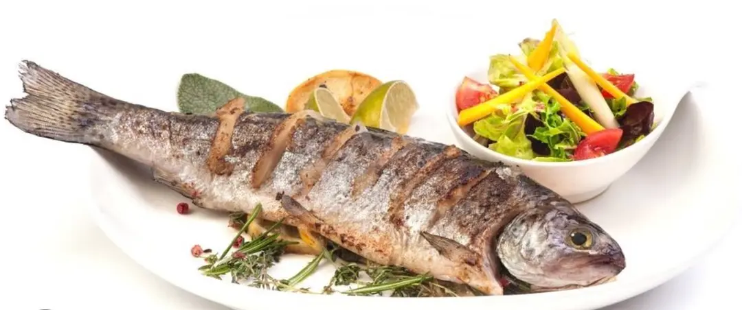 Half a kilo of grilled Arabic fish