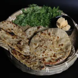 خبز النان بالجبن