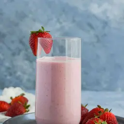 لاسي فراولة