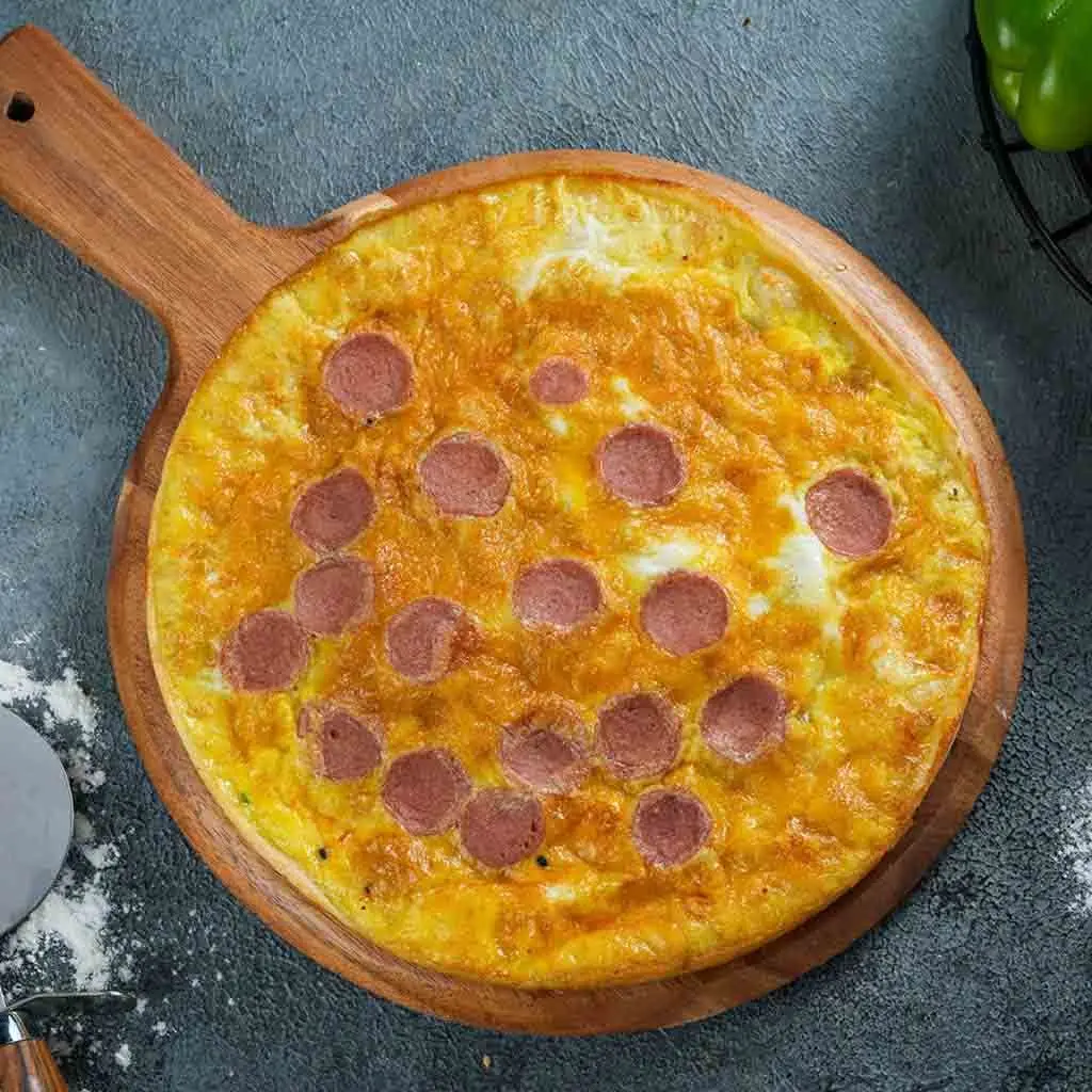 فطيرة بيض بالنقانق