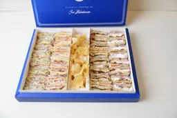 Sandwich Mix Box - 32 Pcs