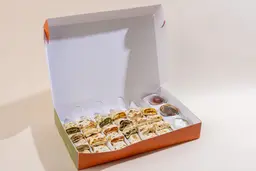 Circle Manakish Box 24 Pieces