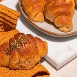 Croissant with Zataar - Frozen