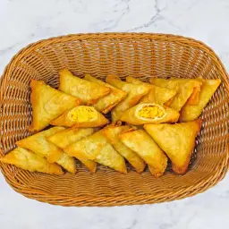 سمبوسة جبن شيدر