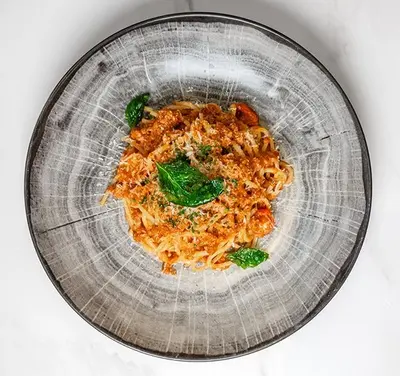SPAGHETTI BOLOGNESE