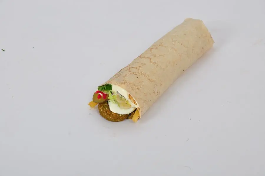 ساندوتش فلافل كل شي