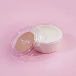 ثومية