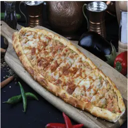 فطائر دجاج وجبن