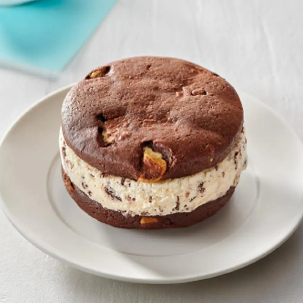 Choco Cookies Ice Cream Sandwich