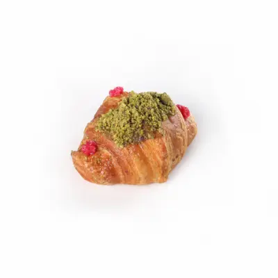 كرواسون فستق مع ورد