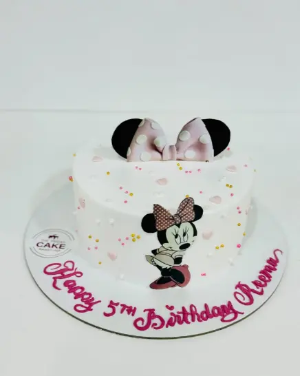 Minnie mouse Cake