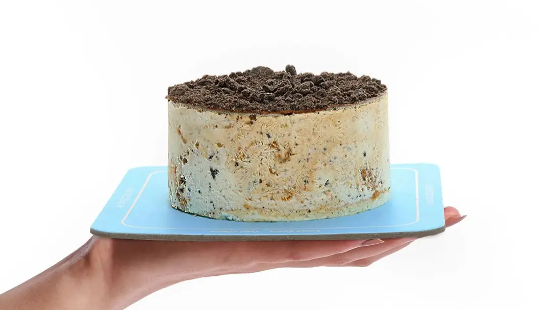 Small Cookies Cream Cake