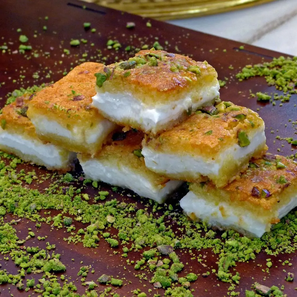 بسبوسة قشطة