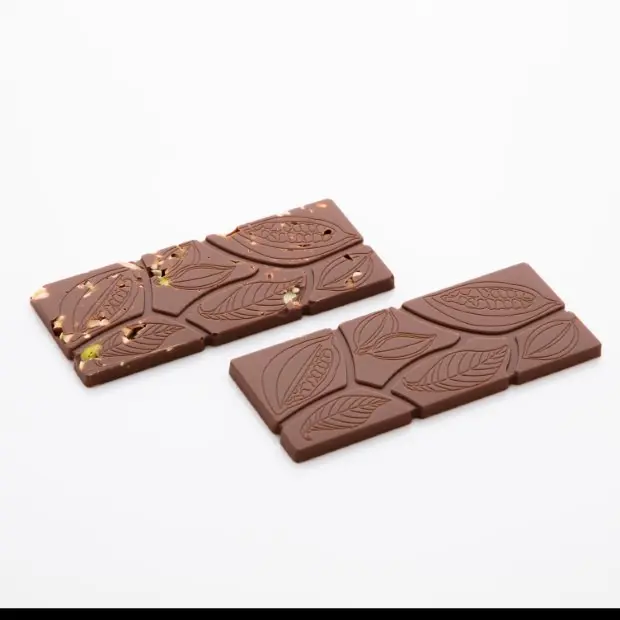 Plain or Nuts Chocolate Bar
