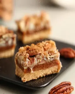 ماجيك بار بالتمر و البيكان