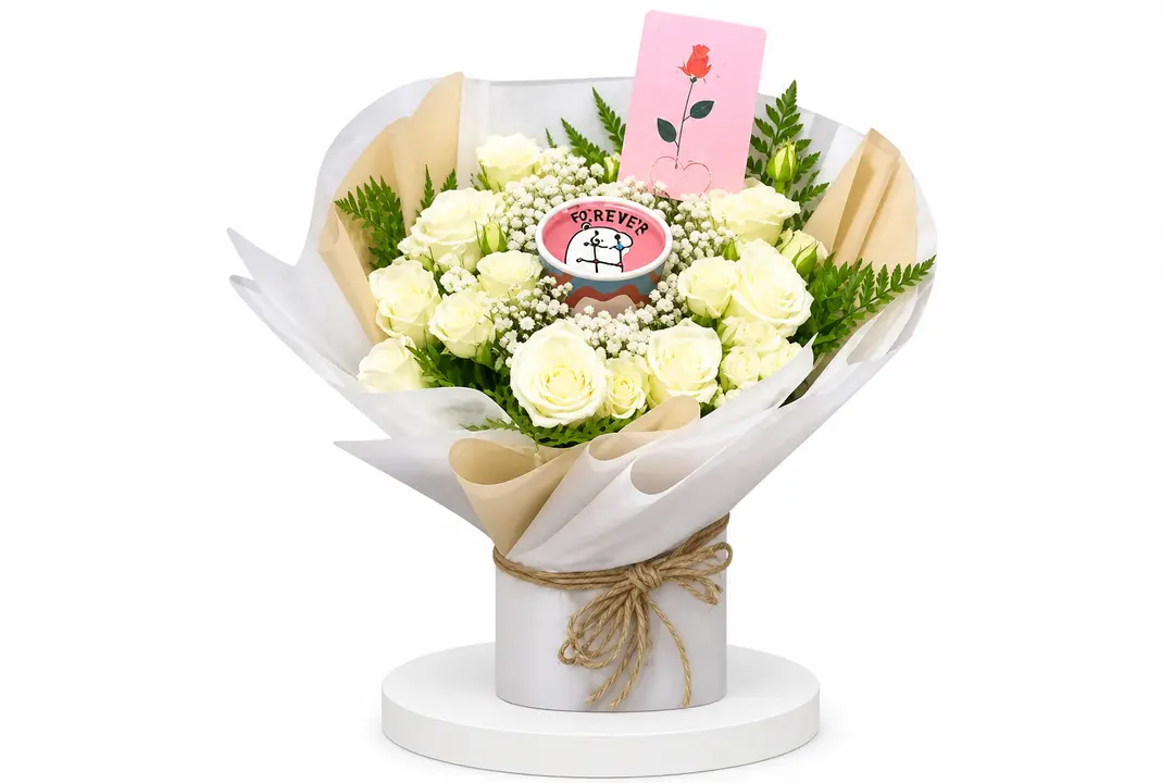 White bouquet with cupcake