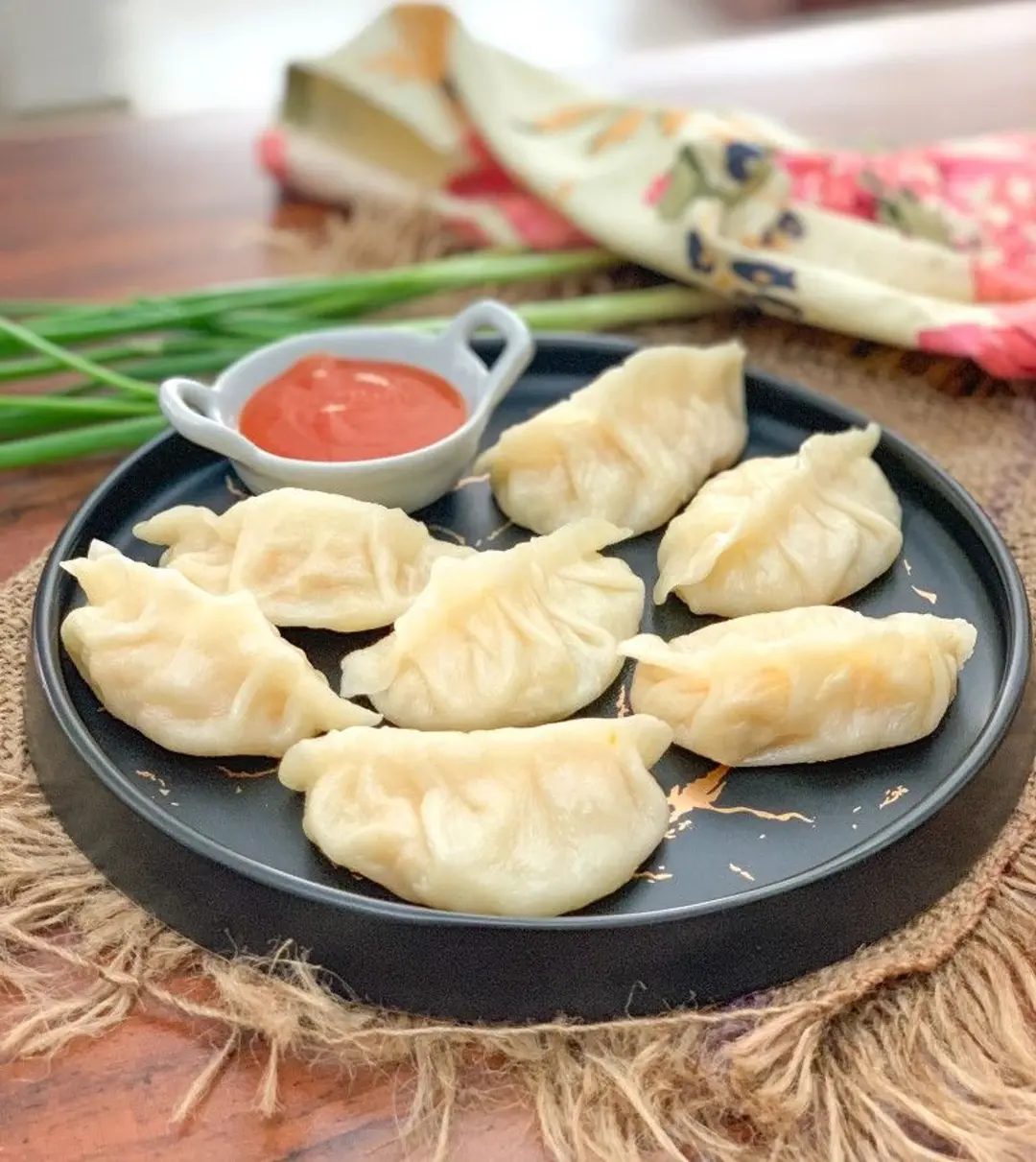 Chicken Momos - 6 Pcs