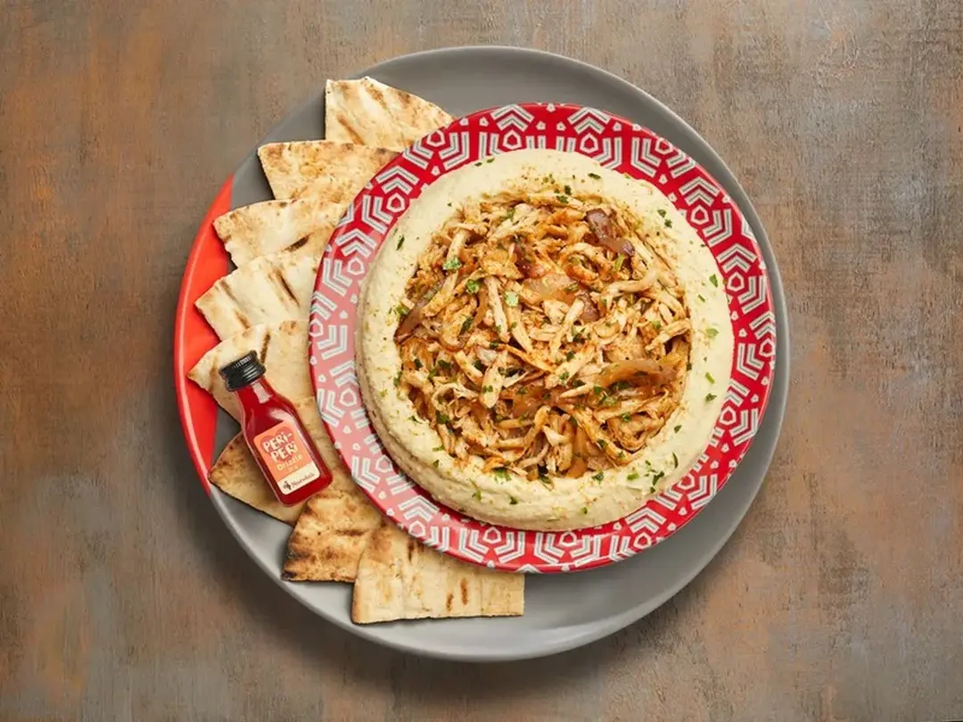 Hummus With Pulled Chicken
