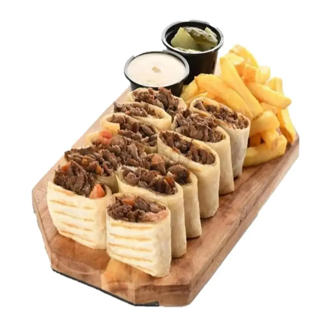 صحن عربي شاورما لحم