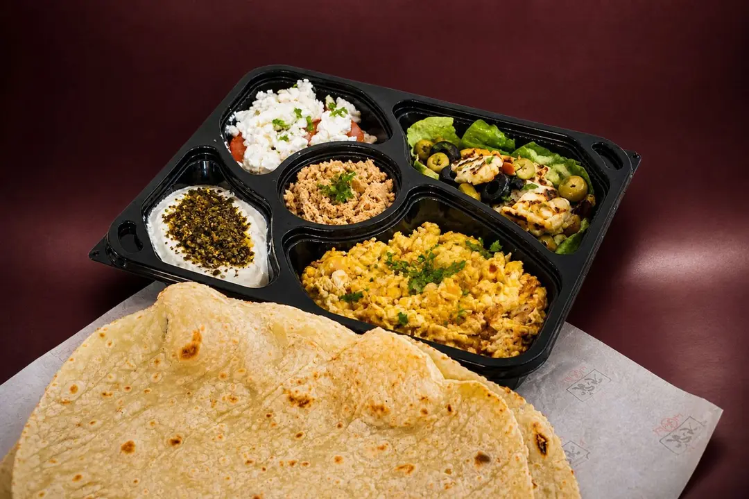 Tateemah Scrambled Eggs with Two Cheeses with Karak