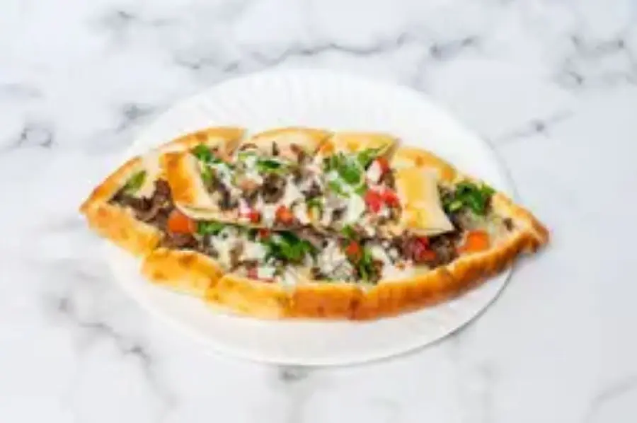 Iskandar Meat Shawarma Pie