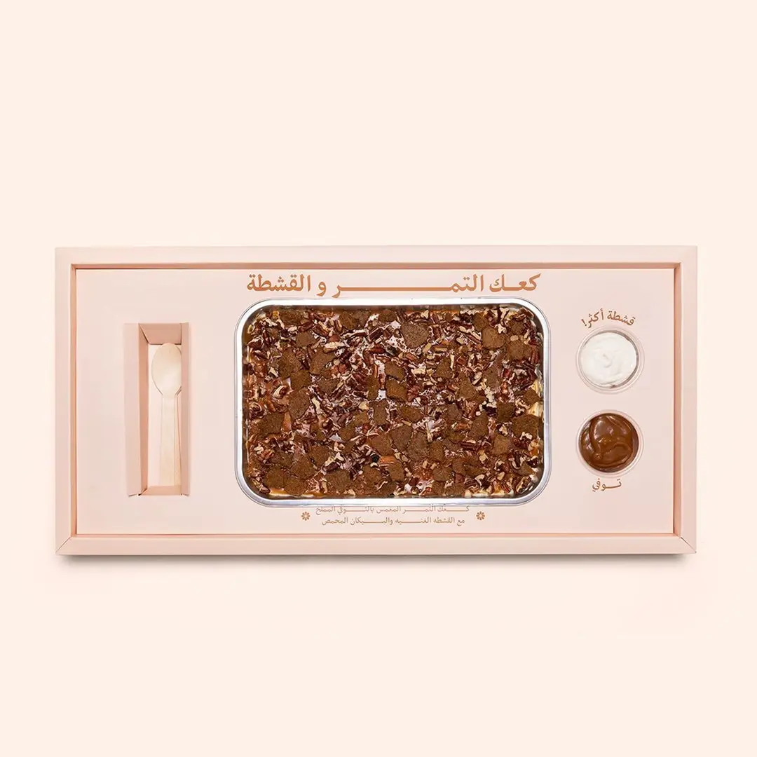 Date cake with cream