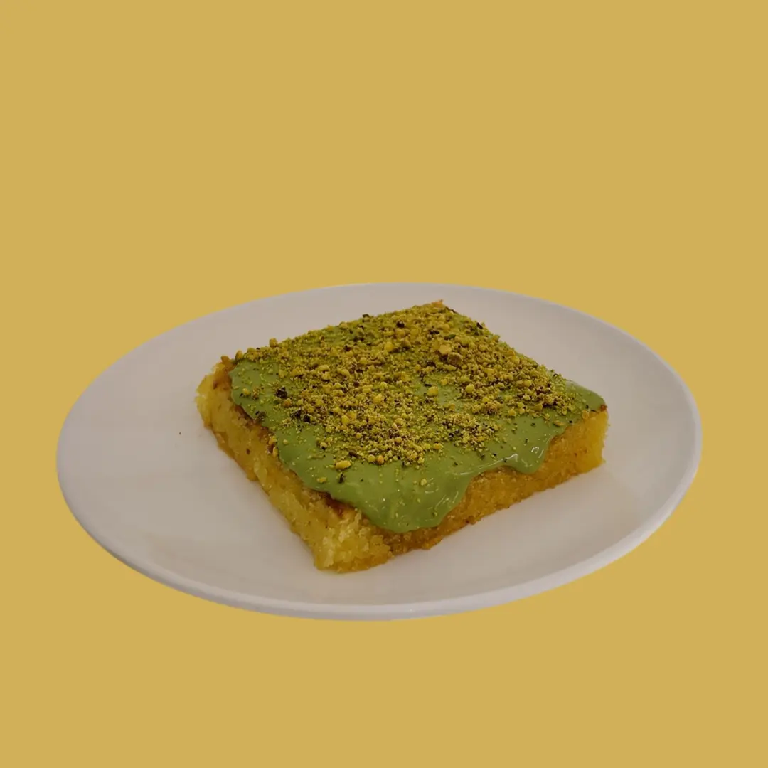 Pistachio Basbousa