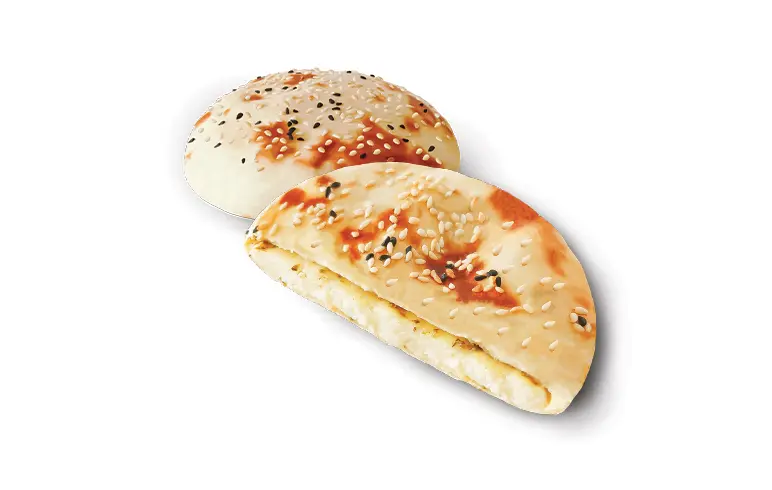 فطيرة الحلومي بالزعتر