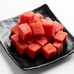 قطع البطيخ