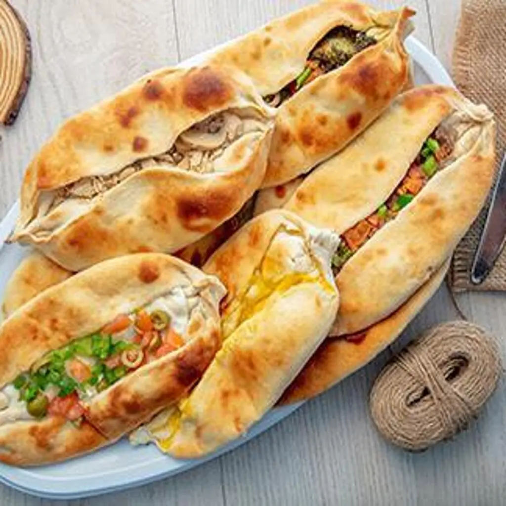 صحن فطائر مشكل