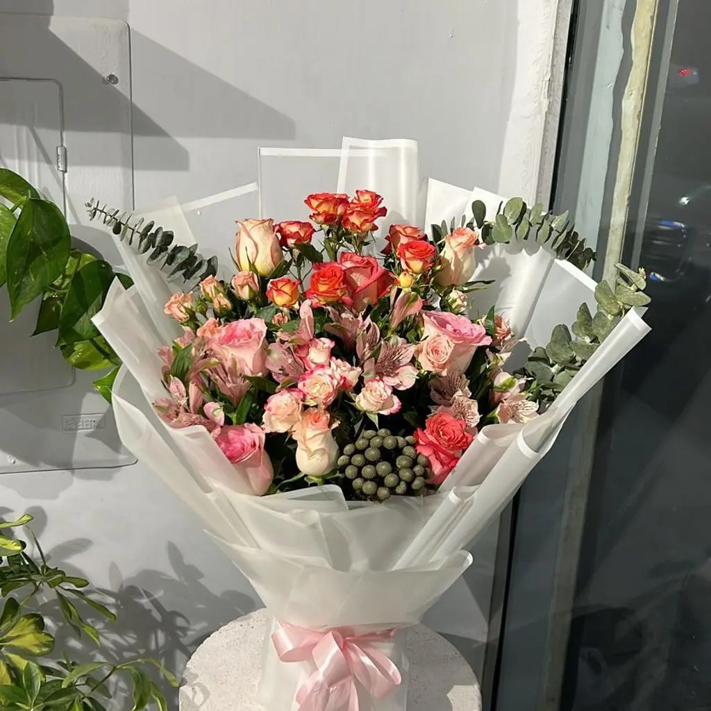 Large Rose Bouquet 2