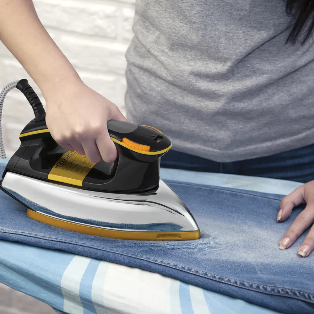 Black+Decker Heavy Weight Dry Iron - view 3