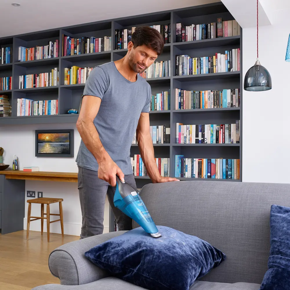 Black+Decker 7.2 V Wet & Dry Dustbuster Hand Vac with Accessories - view 6