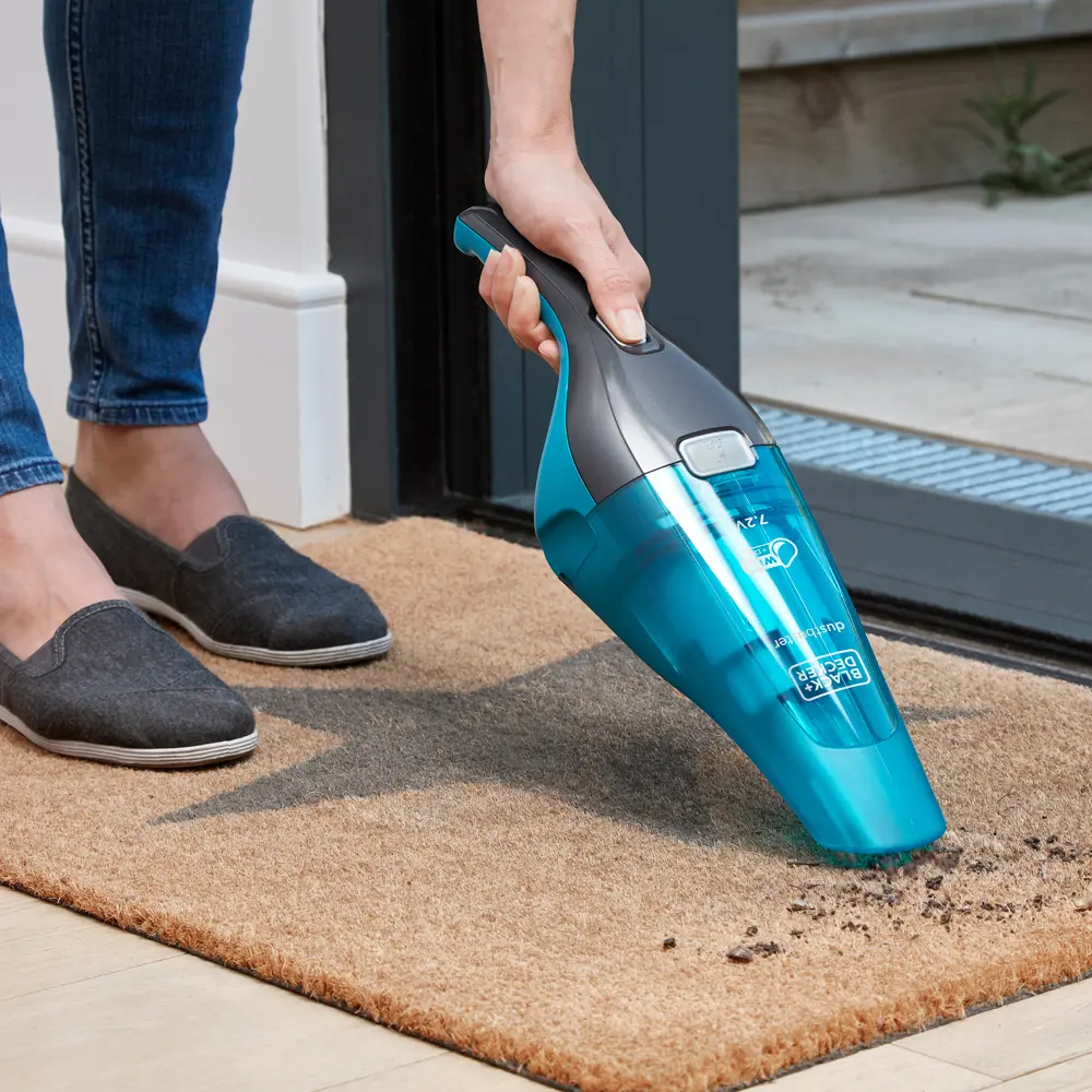 Black+Decker 7.2 V Wet & Dry Dustbuster Hand Vac with Accessories - view 7