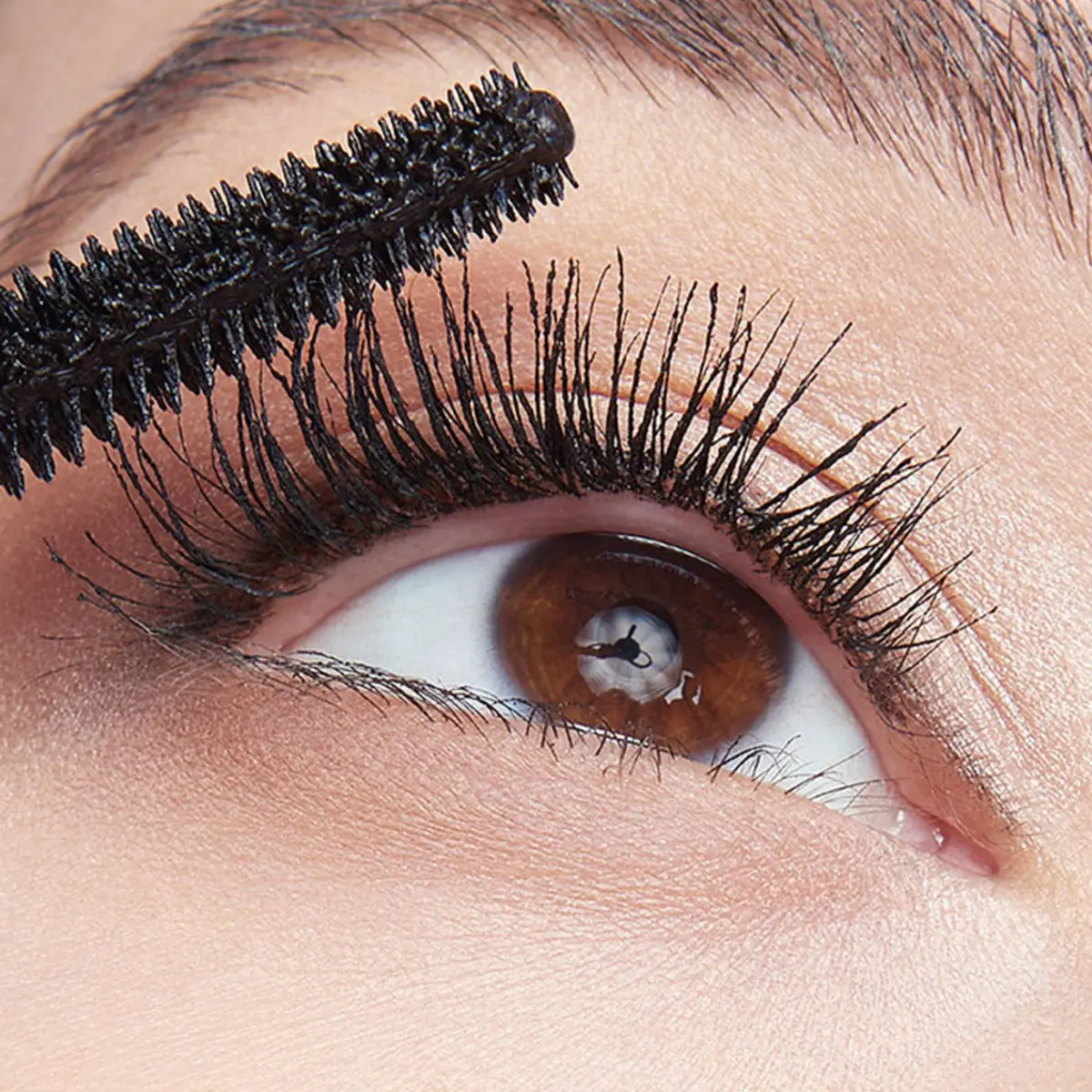 Maybelline Sky High Lash Sensational Mascara Black - view 7