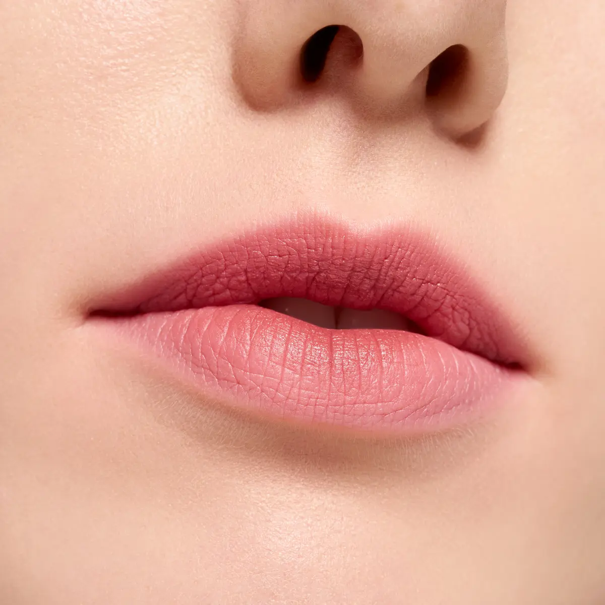 Essence Blur Souffle Matte Lip Cream No.08 - view 7