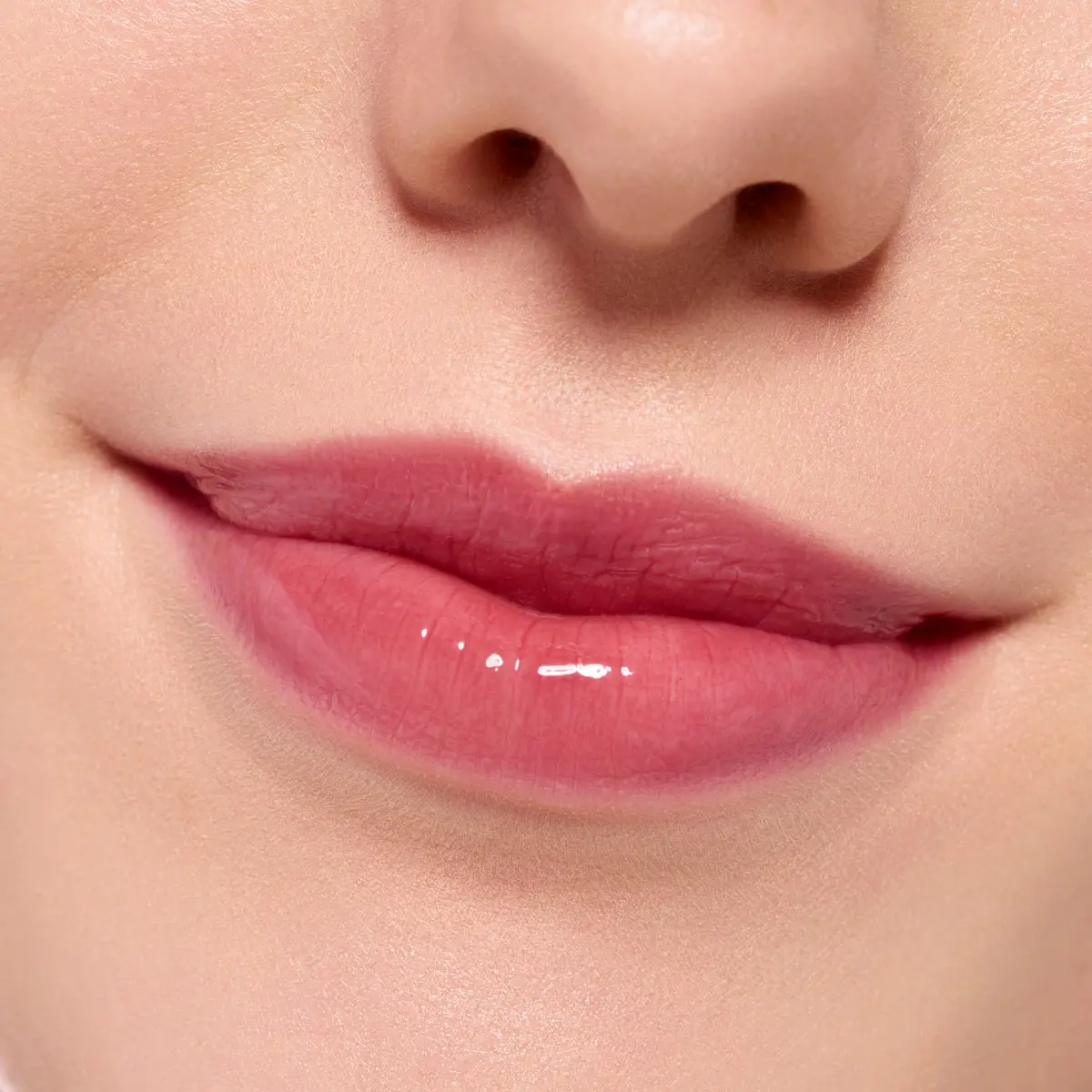 Essence The Super Peptide Glossy Lip Treatment No.06 - view 4